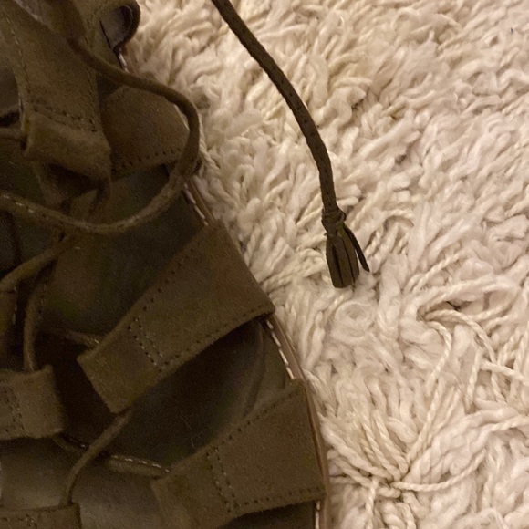 Suede Gladiator Sandals Army Green - Picture 4 of 4